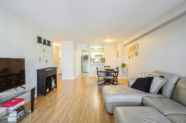 APT-311 - 555 Cornelia Ave, Condo with 2 bedrooms, 2 bathrooms and 1 parking in Chicago IL | Image 7