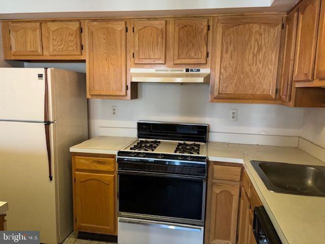 APT-7 - 117 Federal Ct, Home with 2 bedrooms, 2 bathrooms and null parking in Princeton NJ | Image 5