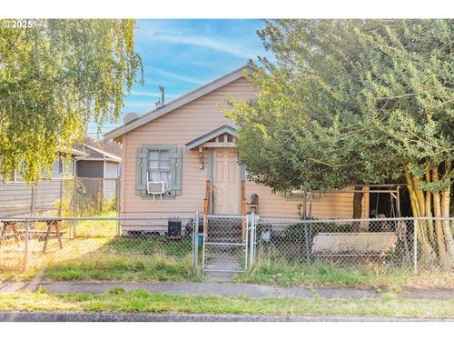 274 27th Ave, LONGVIEW, WA, 98632-1224 | Card Image