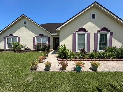 601 Quence Dr, New Iberia, LA, 70560-0796 | Card Image