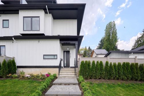 2140 E 20th Ave, Vancouver, BC, V5N | Card Image