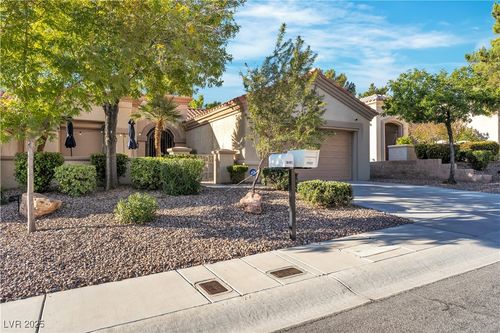 10407 Sawmill Ave, Las Vegas, NV, 89134-5226 | Card Image