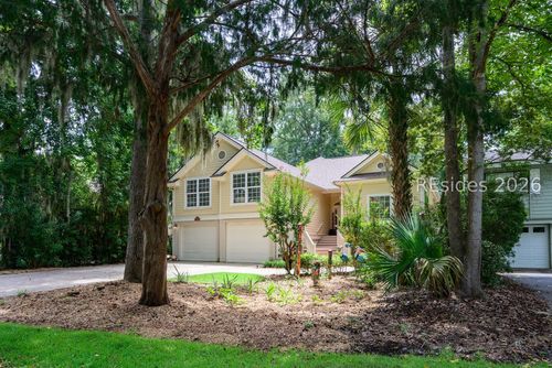 21 Wax Myrtle Ct, Hilton Head Island, SC, 29926-1051 | Card Image