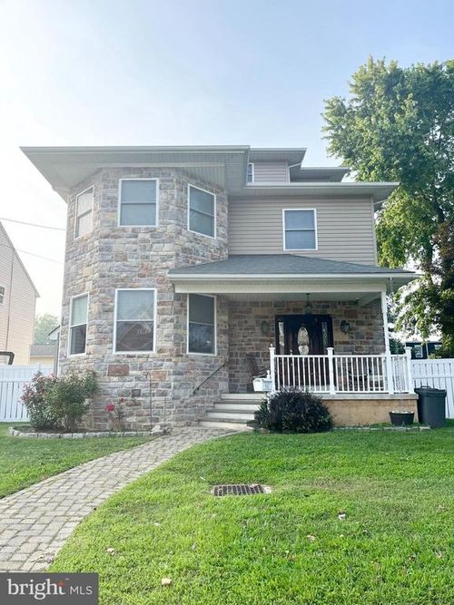 847 7th Ave, PROSPECT PARK, PA, 19076-2305 | Card Image