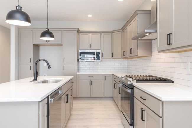1908 Dunraven Rd, Home with 2 bedrooms, 3 bathrooms and 2 parking in Bloomington IL | Image 12