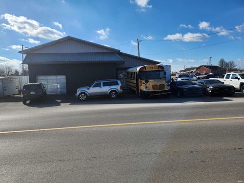 1320 W Main St, Mitchell, IN, 47446-1233 | Card Image