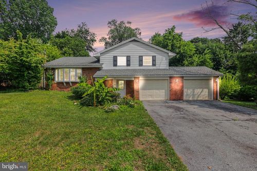 55 Ridgeview Rd, HUMMELSTOWN, PA, 17036-9722 | Card Image