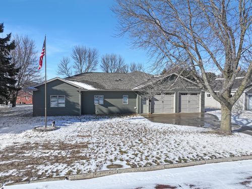 431 Elizabeth Avenue, Lake Wilson, MN, 56151 | Card Image