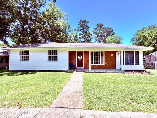 542 W Chickasaw Street, Brookhaven, MS, 39601 | Card Image