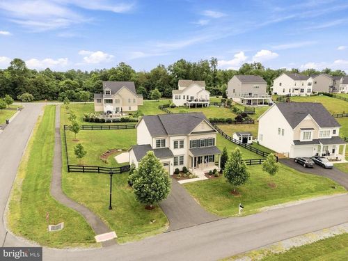 35943 Fieldside Way, ROUND HILL, VA, 20141-3541 | Card Image