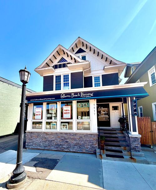 1517 W Lake St, Minneapolis, MN, 55408-4684 | Card Image