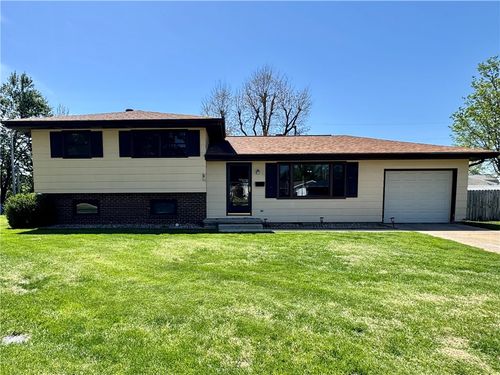 29 Circle Dr, Charleston, IL, 61920-2950 | Card Image