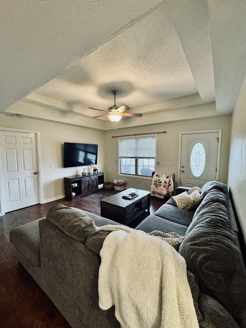 120 Skyview Dr, Carthage, TN, 37030-1777 | Card Image