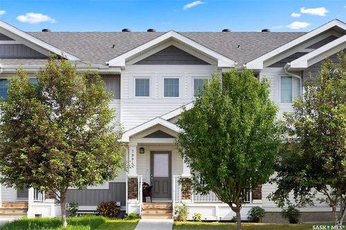7994 Canola Avenue, Regina, SK, S4Y0E8 | Card Image