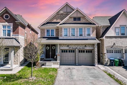 129 Bonnieglen Farm Blvd, Caledon, ON, L7C4B9 | Card Image