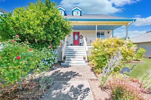 1370 Bentley St E, Monmouth, OR, 97361-1749 | Card Image