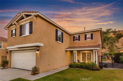 28327 Gibraltar Ln, Castaic, CA, 91384-3811 | Card Image