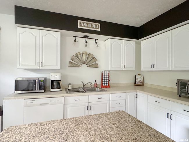 4537 Bullock None Avenue, House other with 2 bedrooms, 2 bathrooms and null parking in Coello IL | Image 11