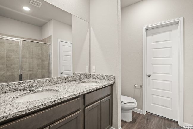 1209 Lauraine, House other with 5 bedrooms, 4 bathrooms and null parking in Seguin TX | Image 15
