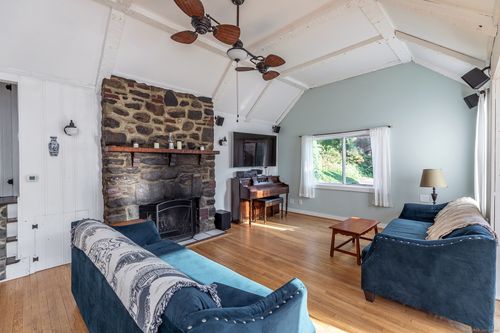 5 Windmill Rd, New Fairfield, CT, 06812-2916 | Card Image