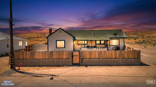105 South St, Taft, CA, 93268-3919 | Card Image