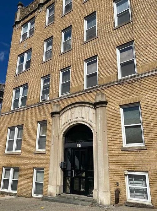 apt-106-154 Kensington Ave, Jersey City, NJ, 07304-1889 | Card Image