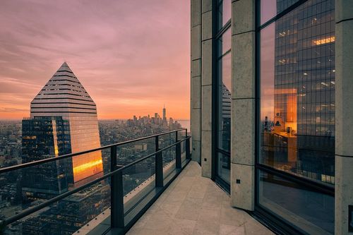 7302-35 Hudson Yards, New York, NY, 10001-2179 | Card Image