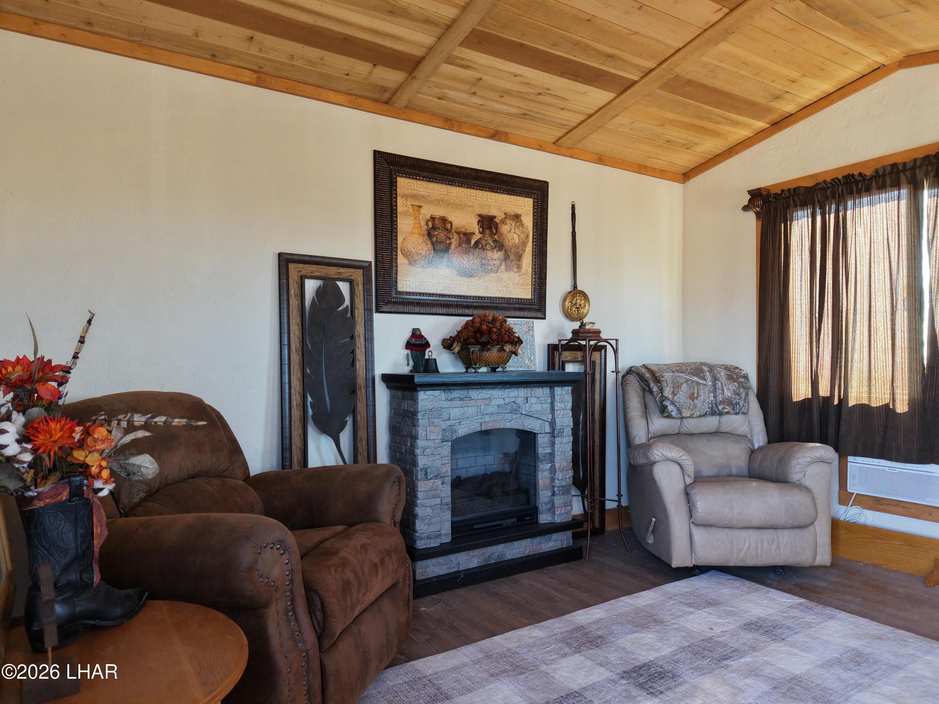 Land in Yucca 2