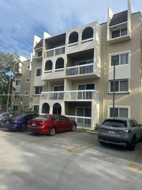 g-306-7740 Camino Real, Miami, FL, 33143-7116 | Card Image