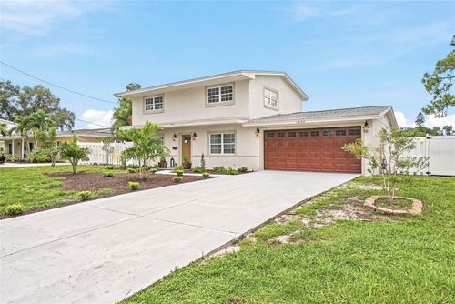 1494 85th Ave N, ST PETERSBURG, FL, 33702-2826 | Card Image