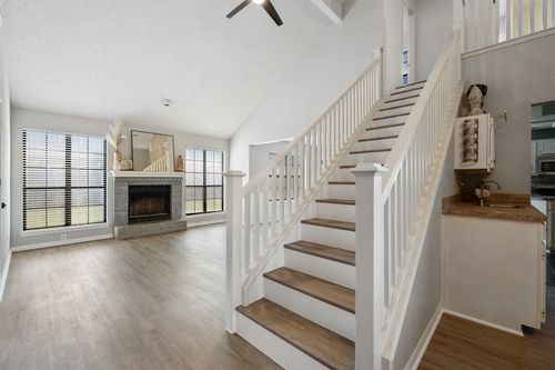 2109 Boxwood Path, Round Rock, TX, 78664-7729 | Card Image