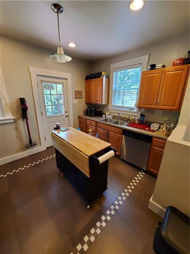 230232 Ridge Ave, Sold in Ben Avon Zoocasa