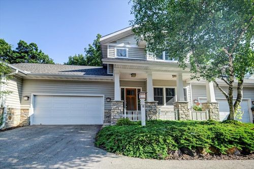 18 Glen Arbor Way, Fitchburg, WI, 53711-5385 | Card Image