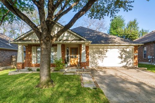 10204 Wind Cave Trl, Austin, TX, 78747-2696 | Card Image