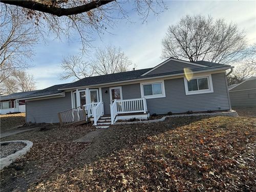 537 N 80th Place, Kansas City, KS, 66112 | Card Image