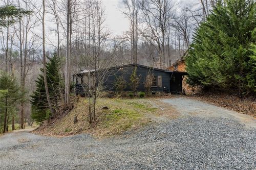 618 Rhymer Branch Rd, Deep Gap, NC, 28618-9450 | Card Image