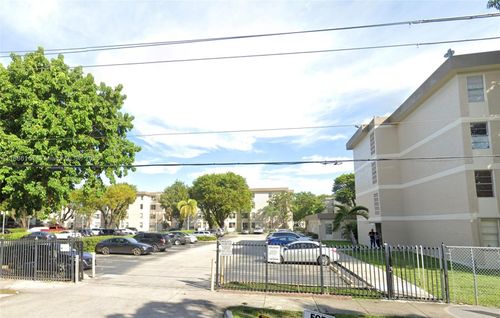apt-107-1825 W 56th St, Hialeah, FL, 33012-7333 | Card Image