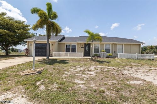 2623 Ne 22nd Ave, Cape Coral, FL, 33909-4527 | Card Image