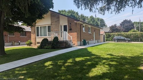 lowerlevel-64 W 25th St, Hamilton, ON, L9C4X2 | Card Image