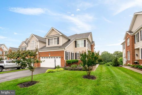 22974 Weybridge Sq, BROADLANDS, VA, 20148-6897 | Card Image