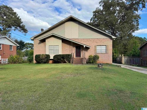 3353 Crescent Dr, HUEYTOWN, AL, 35023-2919 | Card Image