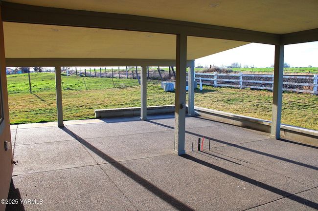 Rear Patio | Image 23