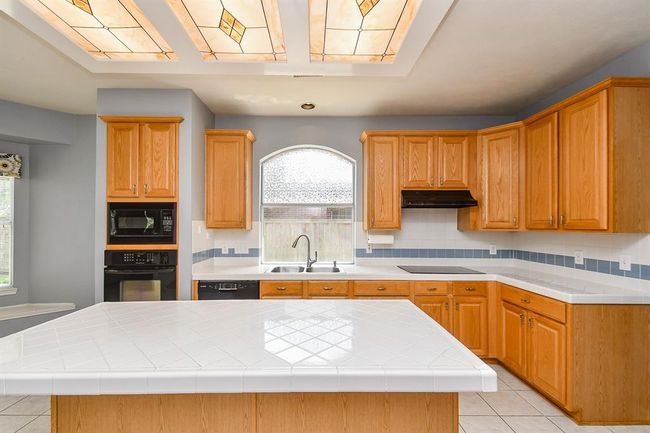 1907 Hickory Hill Ct, House other with 4 bedrooms, 4 bathrooms and 3 parking in Sugar Land TX | Image 10