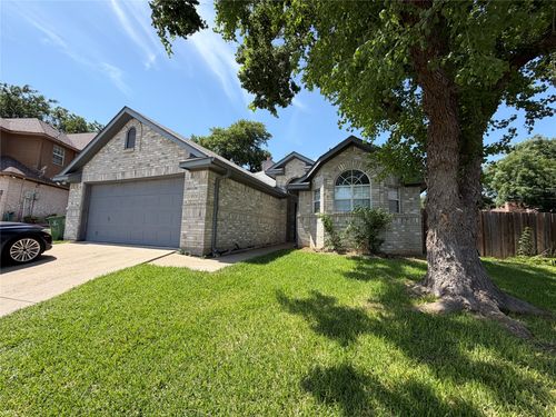 1808 Haley Cir, Carrollton, TX, 75006-3942 | Card Image
