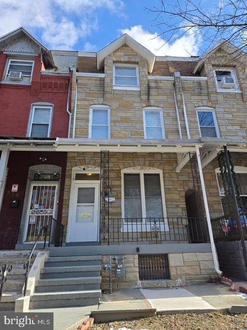 313 N 2nd St, READING, PA, 19601-2903 | Card Image