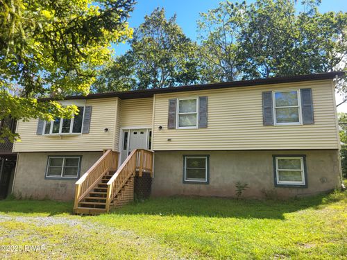 800 Fetlock Ct, Lords Valley, PA, 18428 | Card Image