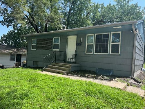 7719 E 47th Ter, Kansas City, MO, 64129-2016 | Card Image