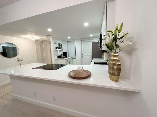 103-3000 N Palm Aire Dr, Pompano Beach, FL, 33069-3463 | Card Image