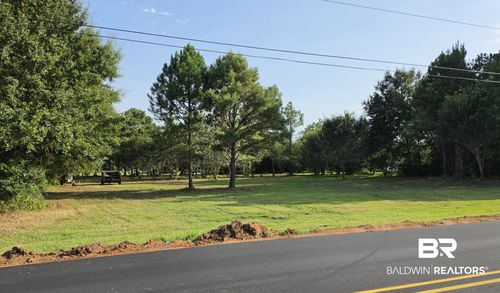 9566 Milton Jones Rd, Daphne, AL, 36526-6145 | Card Image