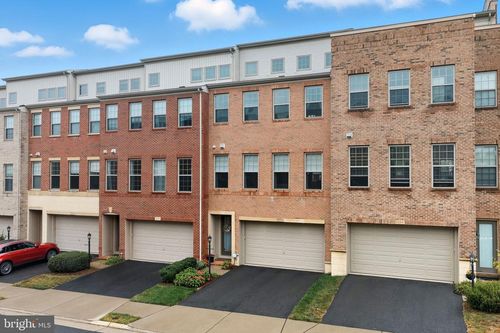 42243 Marble Canyon Ter, BRAMBLETON, VA, 20148-5792 | Card Image